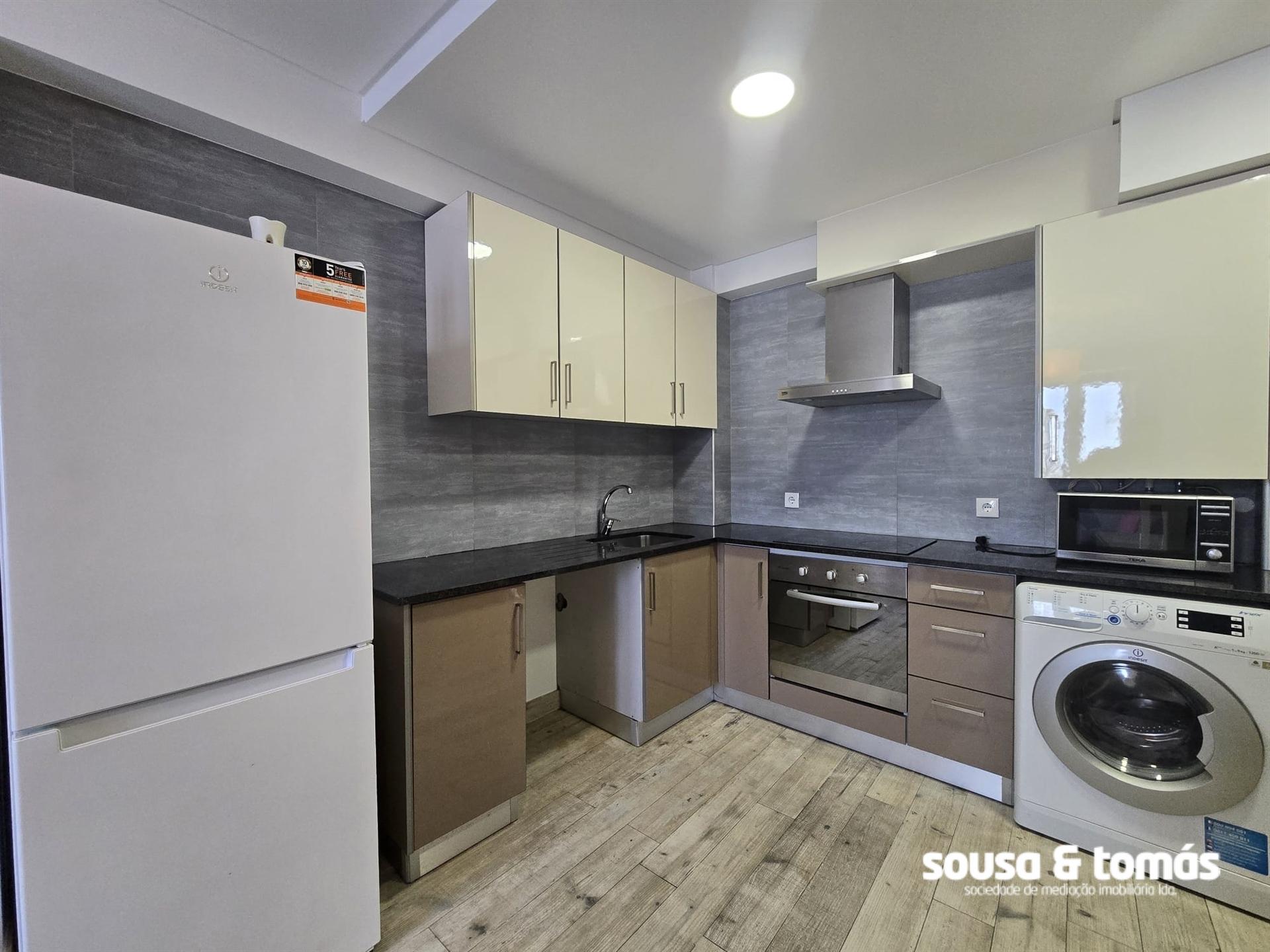Apartamento T1 DUPLEX Arrendamento em Leiria, Pousos, Barreira e Cortes,Leiria