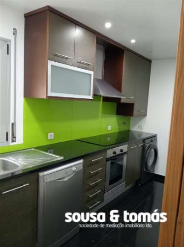 Apartamento T2 Arrendamento em Marinha Grande,Marinha Grande