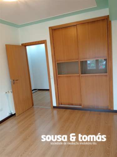 Apartamento T2 Arrendamento em Marinha Grande,Marinha Grande