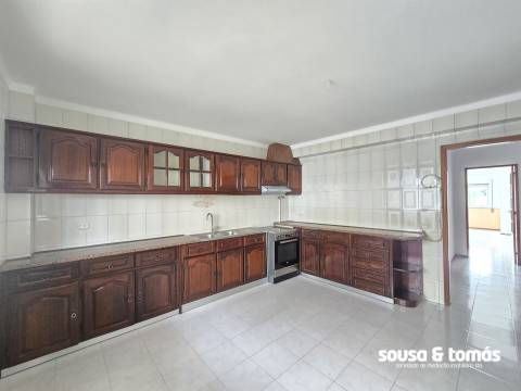 Apartamento T2 Arrendamento em Marrazes e Barosa,Leiria