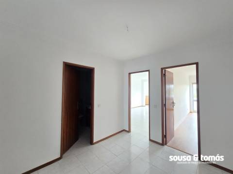 Apartamento T2 Arrendamento em Marrazes e Barosa,Leiria