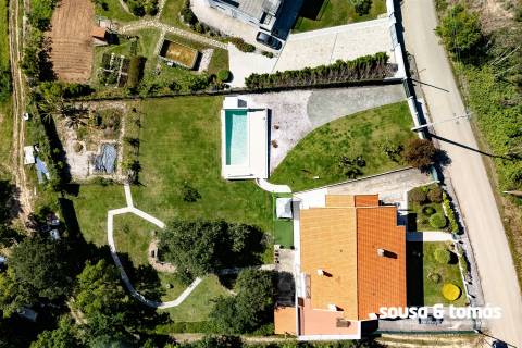 Moradia T3+2 Venda em Cela,Alcobaça