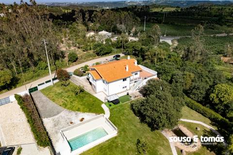 Moradia T3+2 Venda em Cela,Alcobaça