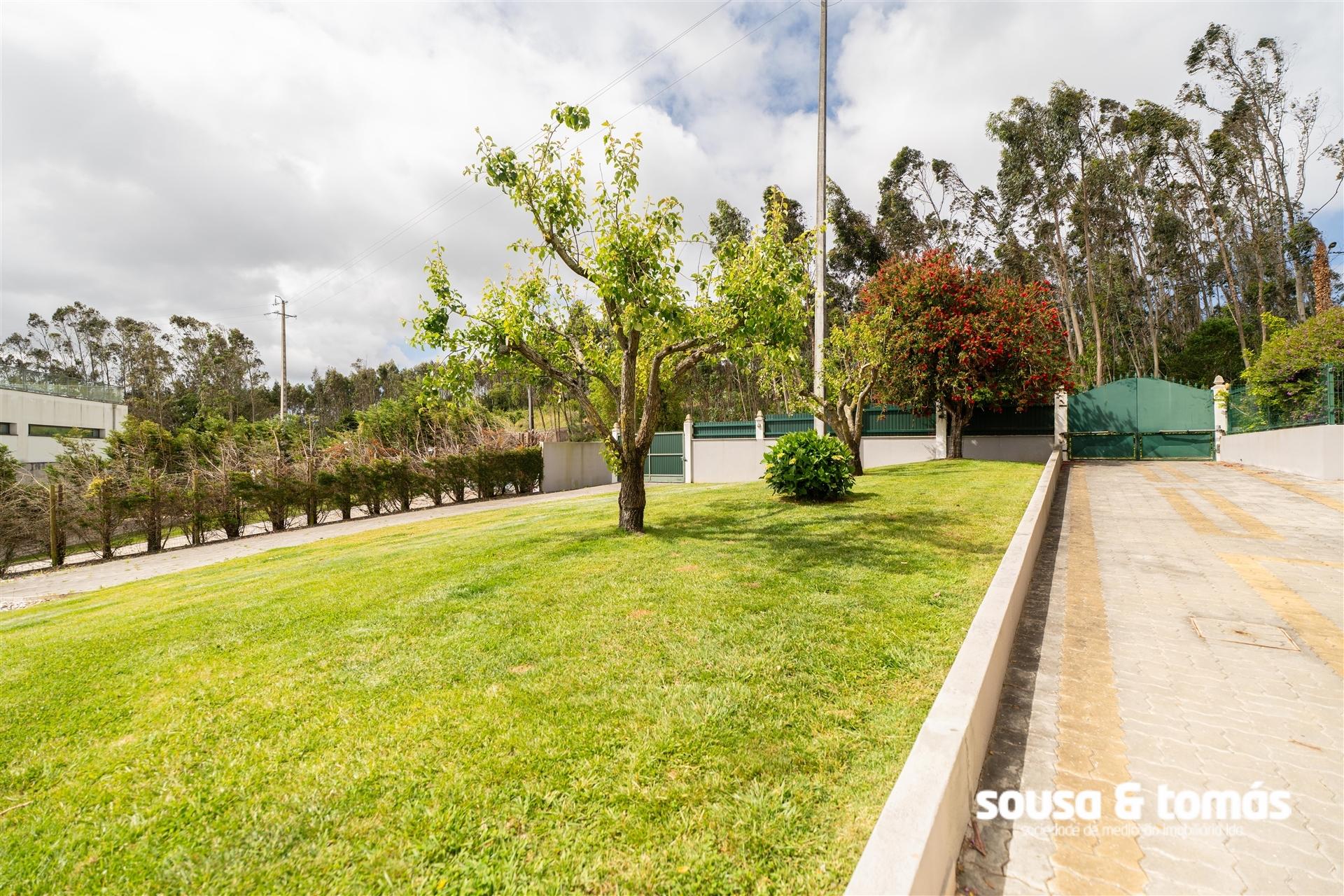 Moradia T3+2 Venda em Cela,Alcobaça