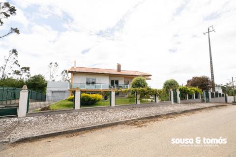 Moradia T3+2 Venda em Cela,Alcobaça