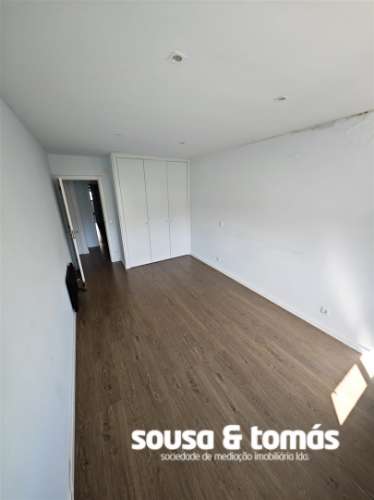 Apartamento T2 Arrendamento em Leiria, Pousos, Barreira e Cortes,Leiria