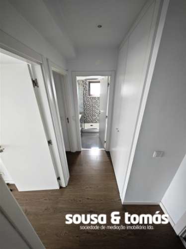 Apartamento T2 Arrendamento em Leiria, Pousos, Barreira e Cortes,Leiria