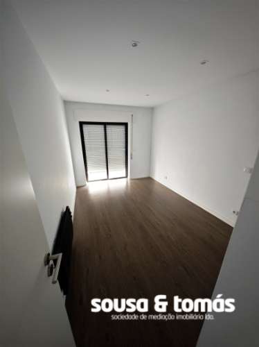 Apartamento T2 Arrendamento em Leiria, Pousos, Barreira e Cortes,Leiria