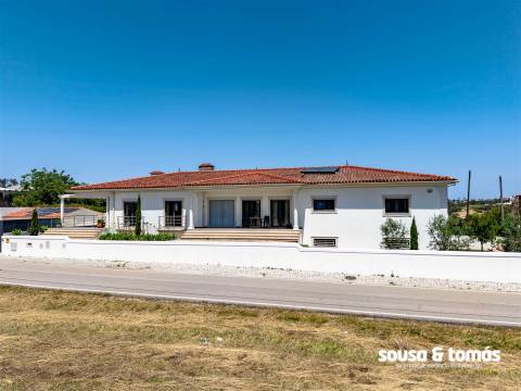 Moradia T4 Venda em Souto da Carpalhosa e Ortigosa,Leiria