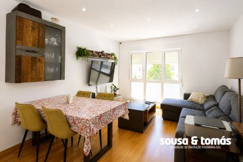Apartamento T2 Venda em Loures,Loures
