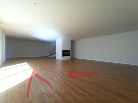 Moradia T3 Nova em Palmeira