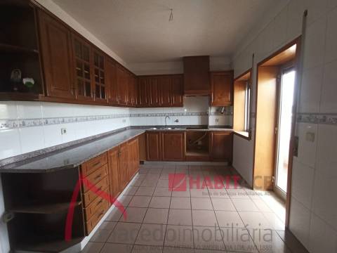 Apartamento T3 Celeirós