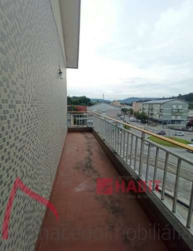 Apartamento T3 Celeirós