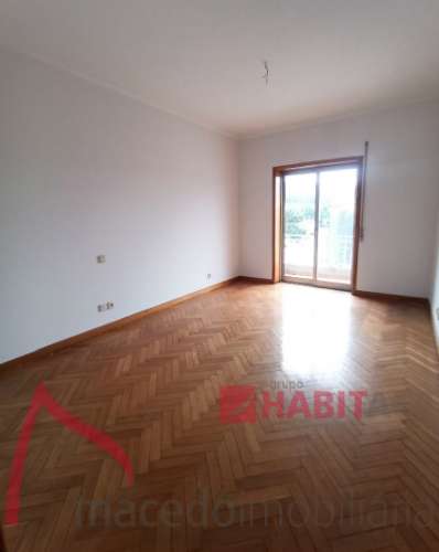 Apartamento T3 Celeirós