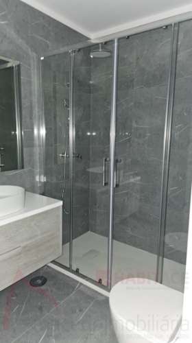 Apartamento T2 novo em Ferreiros C/ Fiador