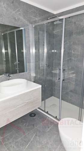 Apartamento T2 novo em Ferreiros C/ Fiador