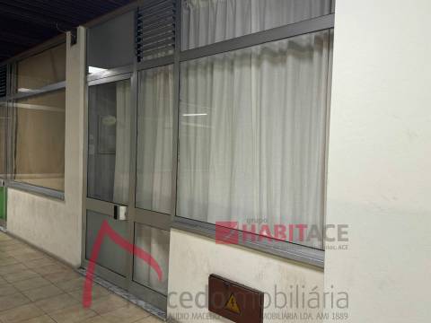 Loja para venda em Vila Nova de Famalicão