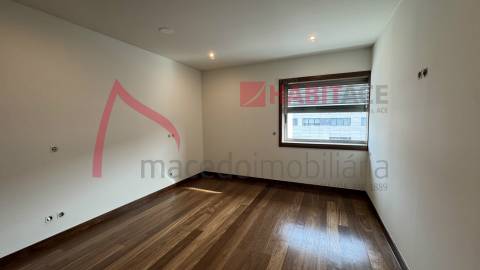 Moradia em Banda T4+1 à venda em Dume, Braga