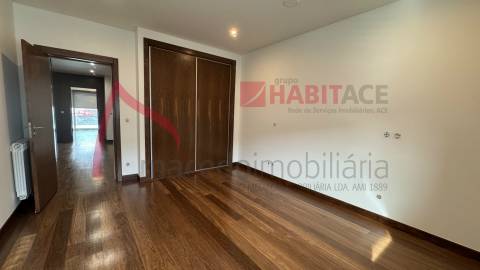 Moradia em Banda T4+1 à venda em Dume, Braga