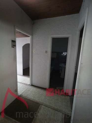 Escritorio na Avenida Central