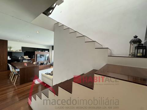 Apartamento T2 Triplex  Póvoa de Varzim