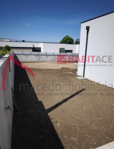 Moradia Terrea T3 nova em Panoias