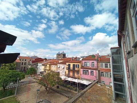 Apartamento T2 mobilado Centro Historico