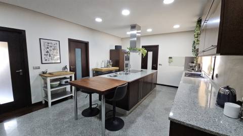 Moradia Térrea T3 c/ Piscina em Fafe