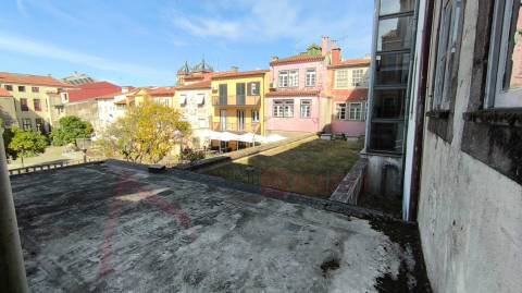 Apartamento T2 mobilado Centro Historico