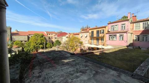 Apartamento T2 mobilado Centro Historico