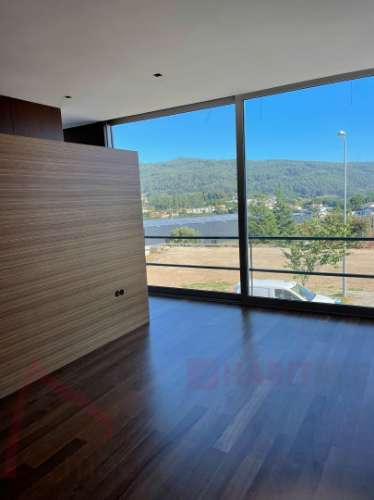 Moradia T3 Nova em Tebosa, Braga