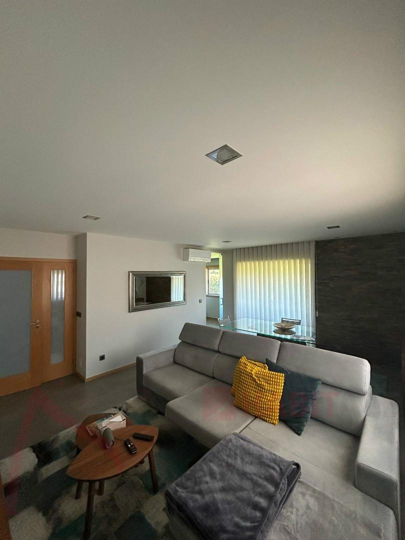 Apartamento T2 Duplex com Terraço e Garagem para venda em Barbudo, Vila Verde, Braga