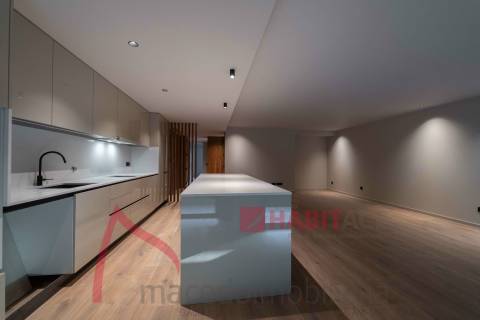 Apartamento T2 Novo para Arrendamento  em São Vicente