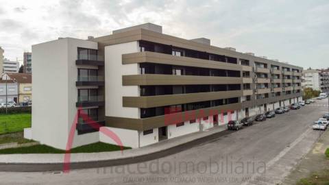 Apartamento T3 Novo para Arrendamento  em São Vicente