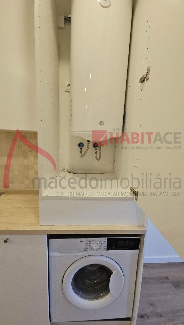 Apartamento T1+ escritório em S. Vicente