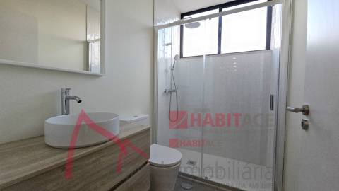 Apartamento T1+ escritório em S. Vicente
