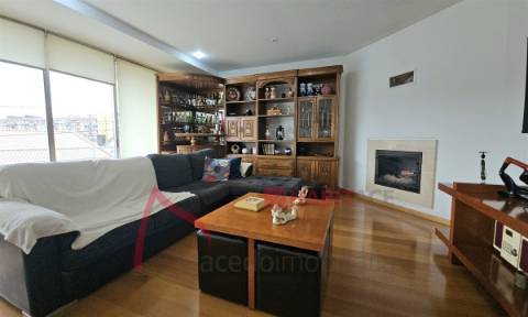 Apartamento T3 com 2 frentes e varandas em Ferreiros – Braga  O Seu Apartamento dos Sonhos, Cheio de