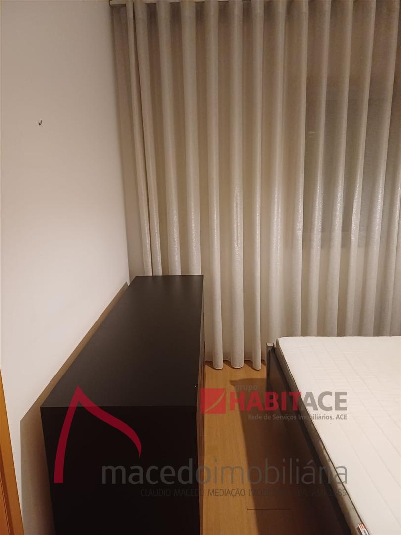 T2 Mobilado e Equipado em Fraião – Braga | lugar de garagem  Excelente apartamento T2 para arrendame