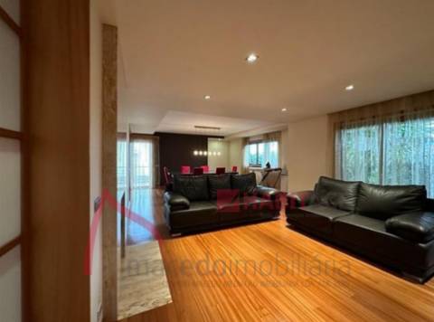 Moradia Individual T3 com piscina em Lomar