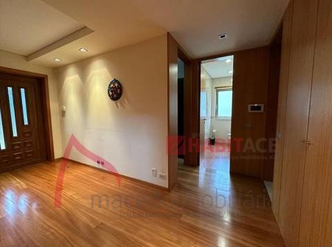 Moradia Individual T3 com piscina em Lomar