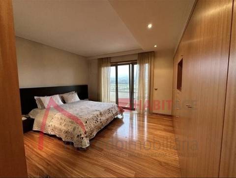 Moradia Individual T3 com piscina em Lomar