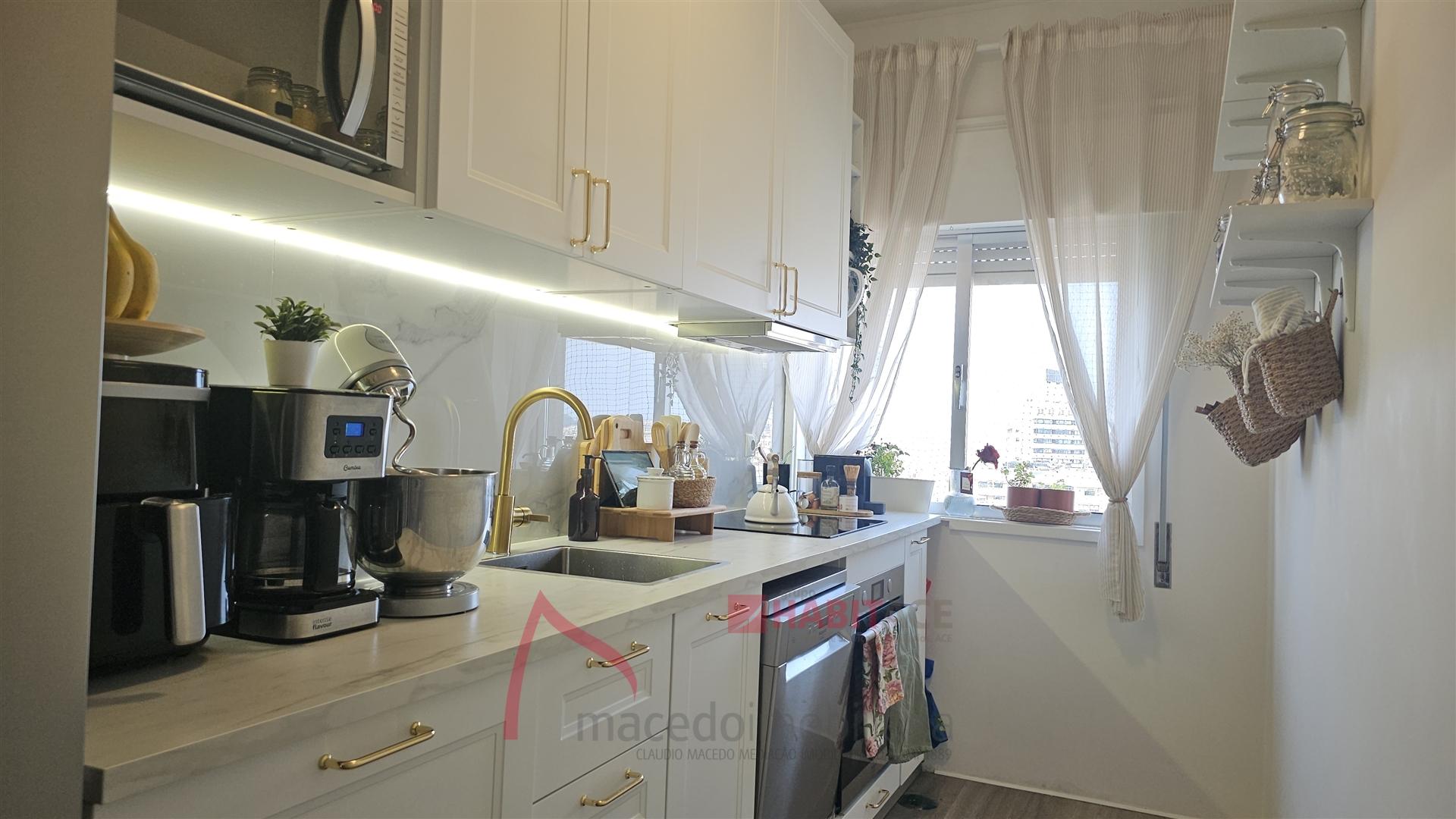 Apartamento T3 Remodelado