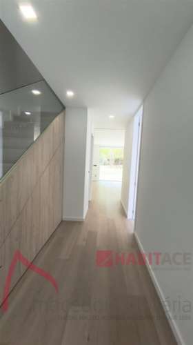 MORADIA T3 A VENDA | CONFORTO, DESIGN E QUALIDADE EM PÓVOA DE LANHOSO, BRAGA