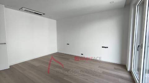MORADIA T3 A VENDA | CONFORTO, DESIGN E QUALIDADE EM PÓVOA DE LANHOSO, BRAGA