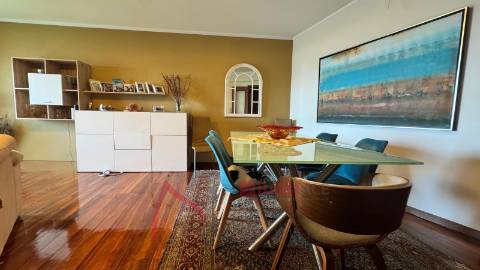 Apartamento T4 Mobilado para Arrendamento em São Vicente, Braga