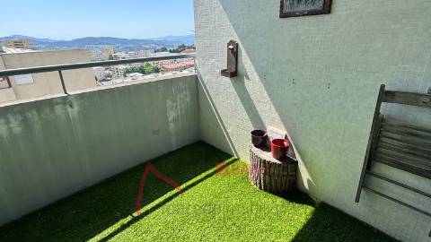Apartamento T4 Mobilado para Arrendamento em São Vicente, Braga