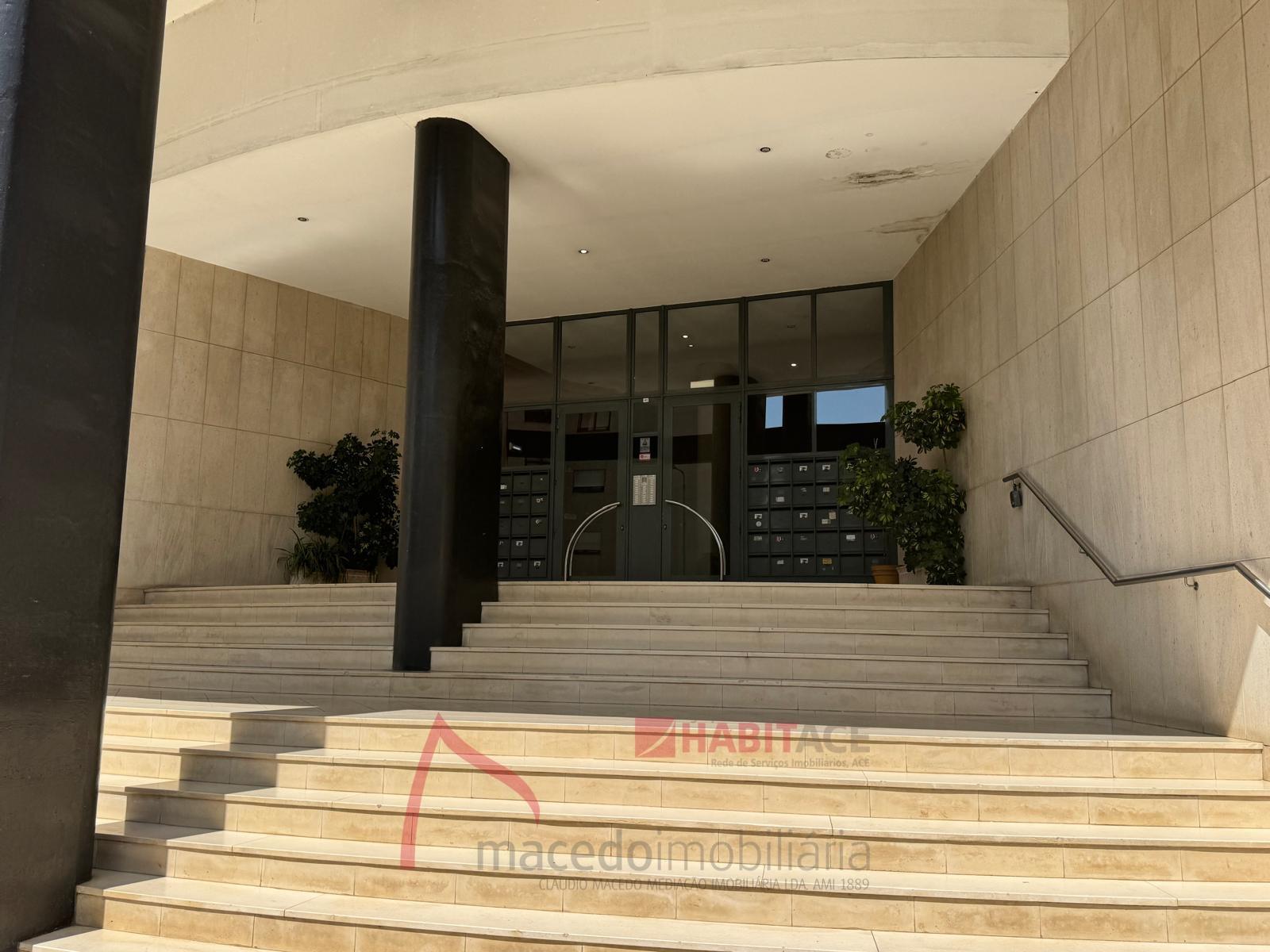 Apartamento T4 Mobilado para Arrendamento em São Vicente, Braga