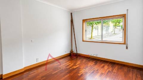 Apartamento T1 para Arrendamento em Lamaçães, Braga