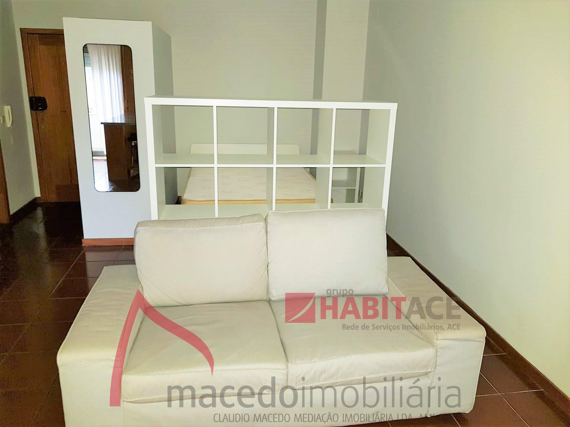 Apartamento T0 Gualtar para arrendamento