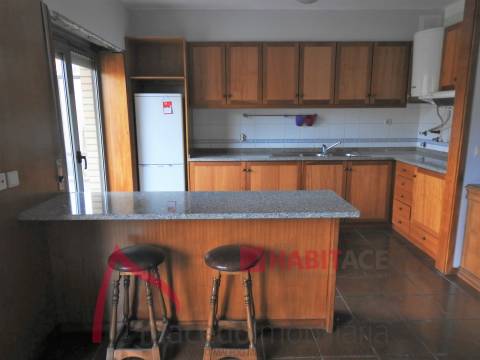 Apartamento T0 Gualtar para arrendamento